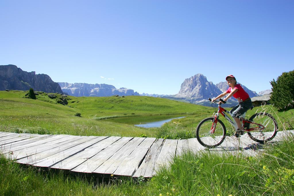 Apartments La Baita Santa Cristina Val Gardena Dış mekan fotoğraf